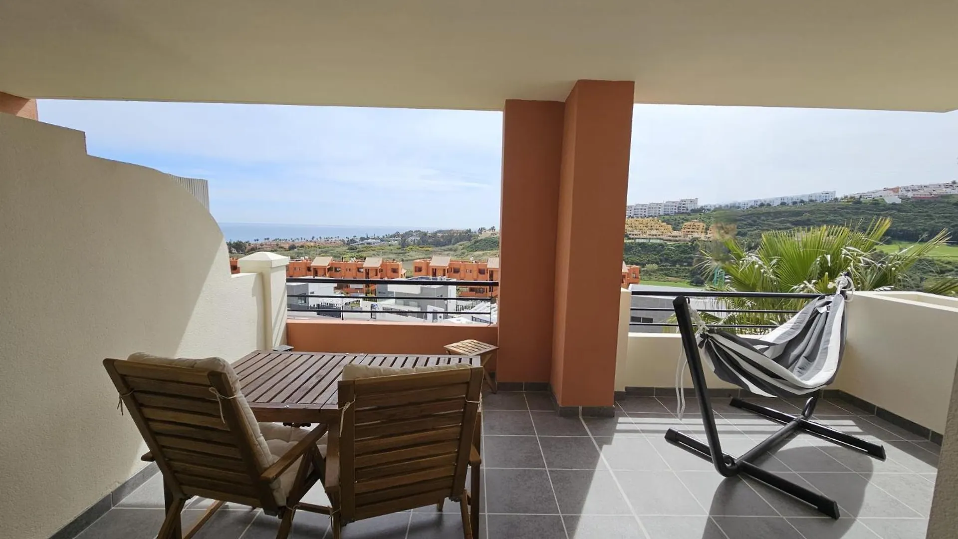 Lägenhet Casa Micangelo - Seaview, 5 Mins Walk To Beach Manilva Spanien